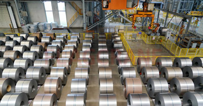 What are the precautions for lifting steel coils?